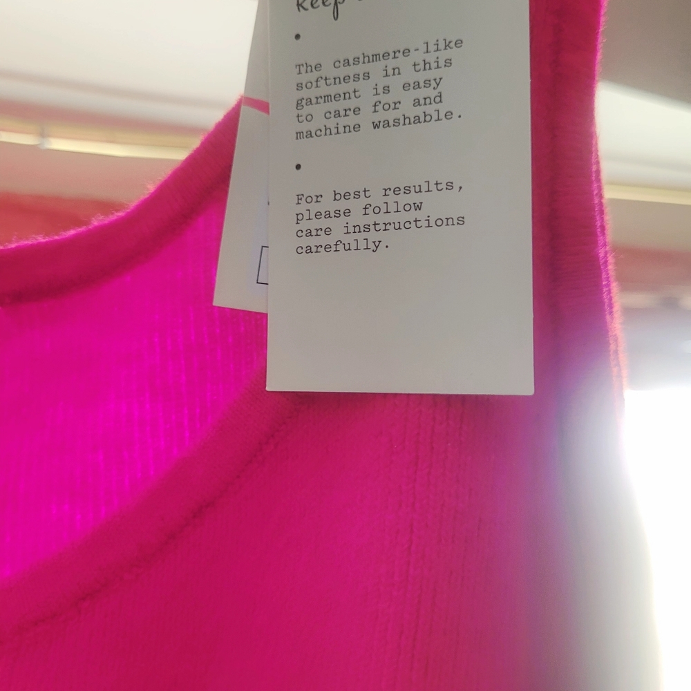 4x Red Sleeveless Sweater Tank. I Have 2 Of These In 4x Brand New With Tags - Picture 6 of 6